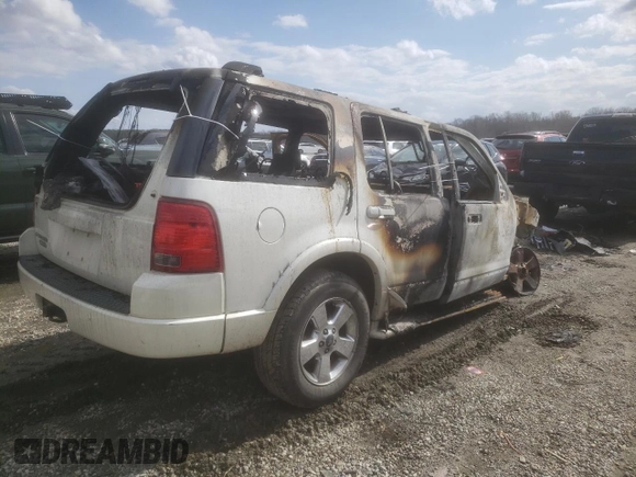 2003 Ford Explorer z VIN 1FMZU65K93ZA11826, wystawiony jako Copart lot #47536885 z przebiegiem Nie podano mil oraz Szkoda całkowita • Salvage title. Historia ofert i sprzedaży dostępna na DreamBid. Obrazek 3.
