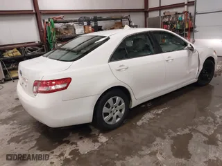 2011 Toyota Camry LE with VIN 4T4BF3EK5BR106945, listed as a IAAI auction lot 41558683 with 118,359 mi miles. Bid and sale history available at carsss.com. Image 4.
