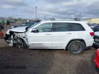 2021 Jeep Grand Cherokee Limited z VIN 1C4RJFBG7MC512716, wystawiony jako IAAI lot #41880103 z przebiegiem 66 739 mil mil oraz . Historia ofert i sprzedaży dostępna na DreamBid. Obrazek 14.