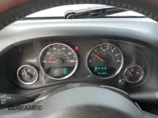 2014 Jeep Wrangler Unlimited Sahara with VIN 1C4BJWEGXEL129190, listed as a Copart auction lot 80462884 with 75,766 mi miles and Non Repairable. Bid and sale history available at carsss.com. Image 9.