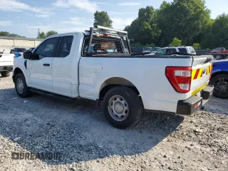 2022 Ford F-150 XL with VIN 1FTFX1E55NKE41909, listed as a Copart auction lot 63763585 with 28,742 mi miles and Clean title. Bid and sale history available at DreamBid. Image 2.