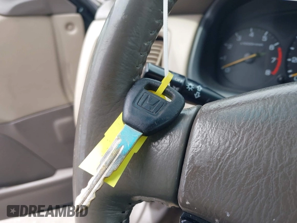 2001 Honda Accord EX с VIN 1HGCG16531A015929, выставлен на аукционе IAAI как лот 42362931 с пробегом 216 074 миль миль и . История ставок и продаж доступна на DreamBid. Изображение 11.