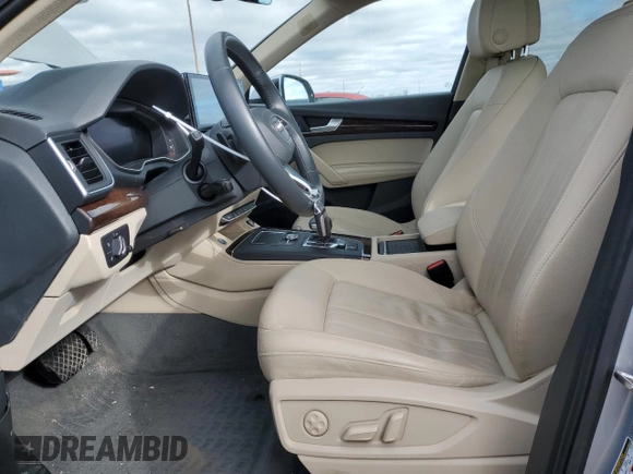 2020 Audi Q5 Premium Plus with VIN WA1E2AFY5L2046865, listed as a Copart auction lot 53377435 with 15,297 mi miles and Salvage title. Bid and sale history available at DreamBid. Image 7.