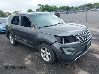 2017 Ford Explorer XLT with VIN 1FM5K8D83HGB04575, listed as a IAAI auction lot 42523277 with 94,272 mi miles and . Bid and sale history available at DreamBid. Image 1.