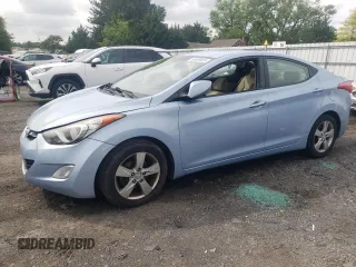 2013 Hyundai Elantra GLS z VIN KMHDH4AE0DU581666, wystawiony jako Copart lot #58829855 z przebiegiem 208 671 mil mil oraz Szkoda całkowita • Salvage title. Historia ofert i sprzedaży dostępna na DreamBid. Obrazek 1.