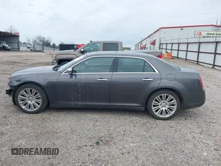 2014 Chrysler 300 with VIN 2C3CCAET3EH280310, listed as a IAAI auction lot 41664105 with 92,316 mi miles. Bid and sale history available at carsss.com. Image 15.