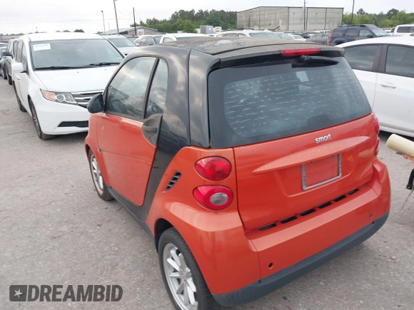 2008 Smart fortwo Pure z VIN WMEEJ31X28K206311, wystawiony jako IAAI lot #42269686 z przebiegiem 48 601 mil mil oraz . Historia ofert i sprzedaży dostępna na DreamBid. Obrazek 3.