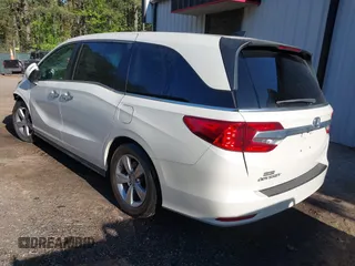 2019 Honda Odyssey EX-L with VIN 5FNRL6H74KB015835, listed as a IAAI auction lot 42044603 with 109,740 mi miles. Bid and sale history available at carsss.com. Image 3.