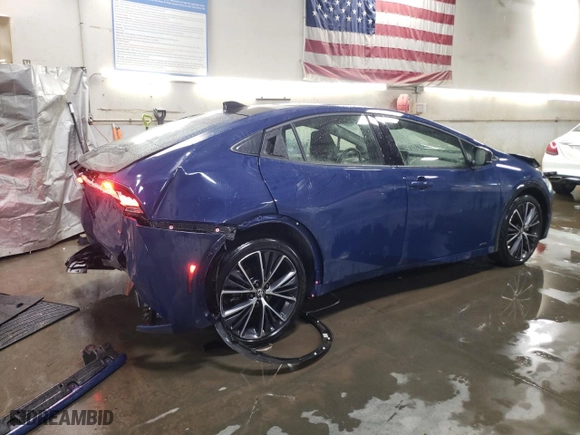 2023 Toyota Prius LE with VIN JTDADABU1P3006459, listed as a Copart auction lot 89402825 with 17,945 mi miles and Salvage Title. Bid and sale history available at carsss.com. Image 3.