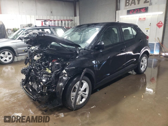 2022 Nissan Kicks S z VIN 3N1CP5BV9NL521875, wystawiony jako Copart lot #48130465 z przebiegiem 52 950 mil mil oraz Szkoda całkowita • Salvage title. Historia ofert i sprzedaży dostępna na DreamBid. Obrazek 1.
