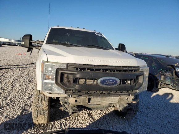 2020 Ford F-350 XL with VIN 1FD8W3HT1LEC39366, listed as a Copart auction lot 80957504 with 129,628 mi miles and Clean title. Bid and sale history available at DreamBid. Image 5.