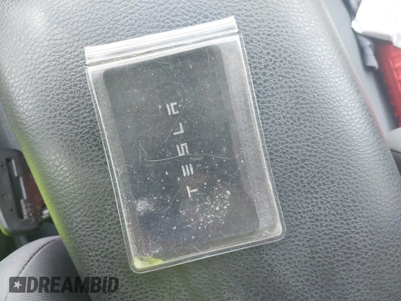 2023 Tesla Model 3 z VIN 5YJ3E1EA4PF433466, wystawiony jako IAAI lot #42249247 z przebiegiem 39 808 mil mil oraz . Historia ofert i sprzedaży dostępna na DreamBid. Obrazek 11.