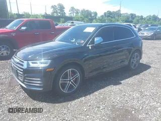 2018 Audi SQ5 Premium Plus z VIN WA1A4AFY0J2236191, wystawiony jako IAAI lot #39742989 z przebiegiem 63 816 mil mil oraz . Historia ofert i sprzedaży dostępna na DreamBid. Obrazek 2.