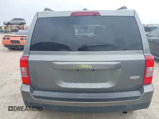 2014 Jeep Patriot Latitude with VIN 1C4NJPFAXED507693, listed as a IAAI auction lot 41701193 with 104,130 mi miles and . Bid and sale history available at DreamBid. Image 16.