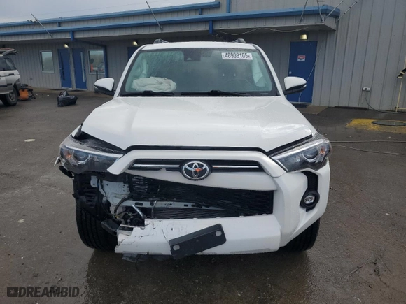 2023 Toyota 4Runner SR5 Premium with VIN JTENU5JR8P6140806, listed as a Copart auction lot 48909105 with 39,016 mi miles and Salvage Title. Bid and sale history available at carsss.com. Image 5.