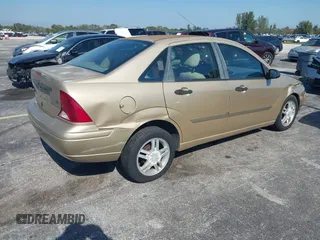 2002 Ford Focus SE with VIN 1FAFP34372W307389, listed as a IAAI auction lot 41287039 with Not Provided miles and . Bid and sale history available at carsss.com. Image 4.