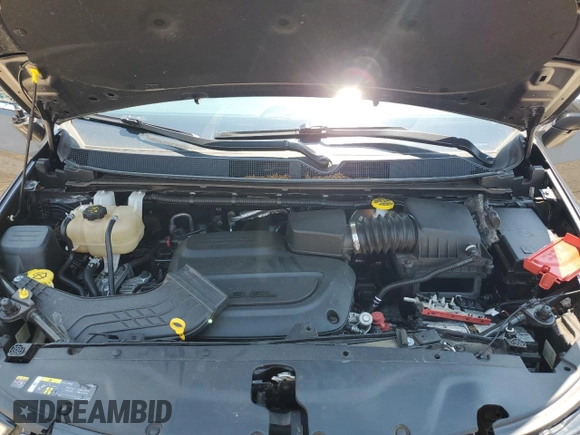 2022 Chrysler Pacifica Limited with VIN 2C4RC1GG2NR110438, listed as a Copart auction lot 59801895 with 92,954 mi miles and Salvage title. Bid and sale history available at DreamBid. Image 12.