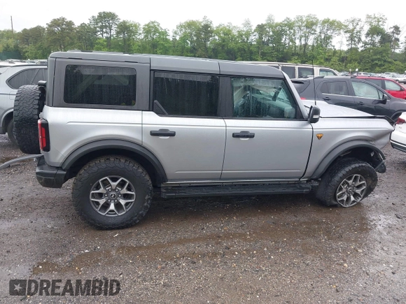 2021 Ford Bronco z VIN 1FMEE5DP7MLA78805, wystawiony jako IAAI lot #42363222 z przebiegiem 57 510 mil mil oraz . Historia ofert i sprzedaży dostępna na DreamBid. Obrazek 13.