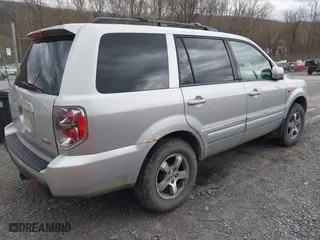 2006 Honda Pilot EX-L with RES with VIN 2HKYF18606H502115, listed as a IAAI auction lot 41872434 with 286,953 mi miles. Bid and sale history available at carsss.com. Image 4.