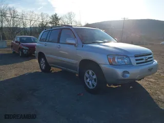 2004 Toyota Highlander with VIN JTEEP21A640022106, listed as a IAAI auction lot 41748682 with 184,488 mi miles. Bid and sale history available at carsss.com. Image 1.