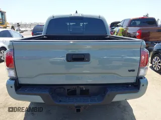 2022 Toyota Tacoma SR with VIN 3TYCZ5AN0NT104300, listed as a IAAI auction lot 42652503 with 18,071 mi miles and . Bid and sale history available at DreamBid. Image 17.