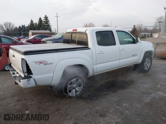 2006 Toyota Tacoma PreRunner z VIN 5TEJU62N06Z284114, wystawiony jako IAAI lot #41285658 z przebiegiem 92 160 mil mil oraz . Historia ofert i sprzedaży dostępna na DreamBid. Obrazek 4.