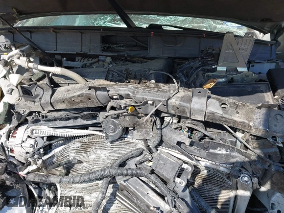 2019 Nissan Rogue SL with VIN 5N1AT2MTXKC762051, listed as a IAAI auction lot 41253889 with Not Provided miles and . Bid and sale history available at DreamBid. Image 10.