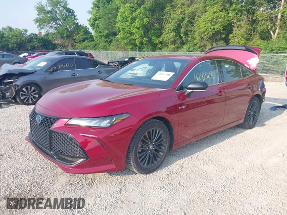 2019 Toyota Avalon Limited Hybrid z VIN 4T1B21FB9KU008154, wystawiony jako IAAI lot #42423108 z przebiegiem 113 376 mil mil oraz . Historia ofert i sprzedaży dostępna na DreamBid. Obrazek 2.
