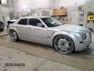 2007 Chrysler 300 Signature with VIN 2C3KA53G17H721403, listed as a Copart auction lot 87018584 with 0 mi miles and Salvage Title. Bid and sale history available at carsss.com. Image 4.