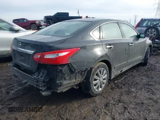 2016 Nissan Altima S with VIN 1N4AL3AP8GC117123, listed as a IAAI auction lot 41649351 with 92,130 mi miles and . Bid and sale history available at DreamBid. Image 4.