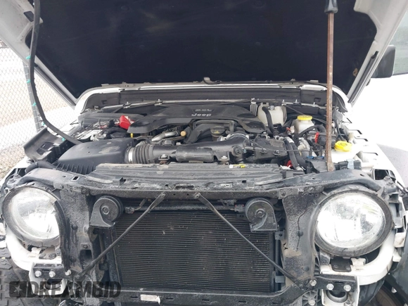 2019 Jeep Wrangler Unlimited Sport Altitude with VIN 1C4HJXDG3KW528647, listed as a IAAI auction lot 40986538 with 85,381 mi miles and . Bid and sale history available at DreamBid. Image 10.