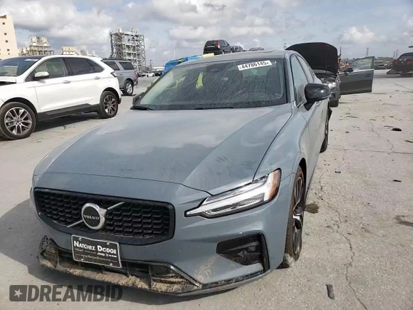 2024 Volvo S60 Core Dark Theme with VIN 7JRL12FK5RG320466, listed as a Copart auction lot 44786145 with 21,130 mi miles and Salvage title. Bid and sale history available at DreamBid. Image 11.