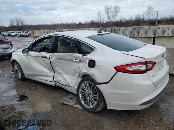 2014 Ford Fusion SE with VIN 3FA6P0HD8ER181942, listed as a Copart auction lot 89134355 with 98,682 mi miles and Salvage Title. Bid and sale history available at DreamBid. Image 2.