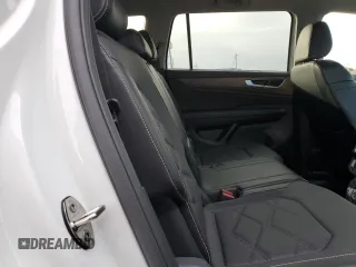 2024 Volkswagen Atlas SE z VIN 1V2HR2CAXRC571675, wystawiony jako Copart lot #80118324 z przebiegiem 6 839 mil mil oraz Szkoda całkowita • Salvage title. Historia ofert i sprzedaży dostępna na DreamBid. Obrazek 11.