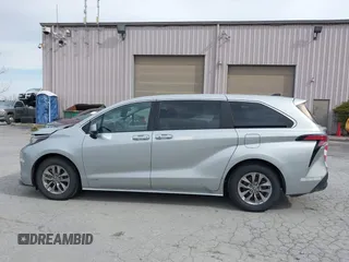 2021 Toyota Sienna LE z VIN 5TDKSKFCXMS036779, wystawiony jako IAAI lot #42037165 z przebiegiem 351 529 mil mil oraz . Historia ofert i sprzedaży dostępna na DreamBid. Obrazek 14.