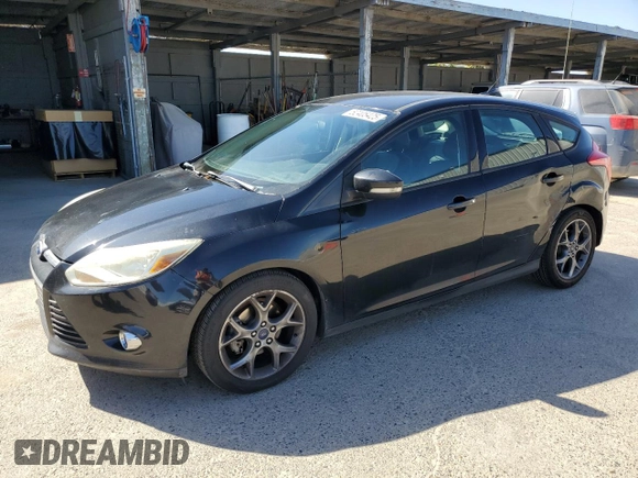 2013 Ford Focus SE with VIN 1FADP3K27DL335750, listed as a Copart auction lot 52405425 with 151,876 mi miles and Salvage Title. Bid and sale history available at carsss.com. Image 1.