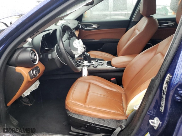 2021 Alfa Romeo Giulia Ti Sport with VIN ZARFAMBN0M7646049, listed as a Copart auction lot 45304455 with 0 mi miles and Non Repairable. Bid and sale history available at carsss.com. Image 7.