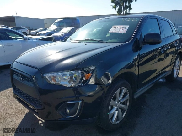 2015 Mitsubishi Outlander Sport ES with VIN 4A4AP3AU4FE051864, listed as a IAAI auction lot 41219408 with 105,553 mi miles. Bid and sale history available at carsss.com. Image 6.