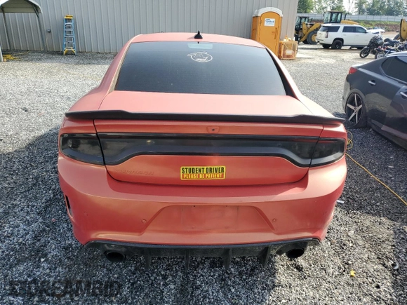 2017 Dodge Charger R/T z VIN 2C3CDXCT4HH660716, wystawiony jako Copart lot #57270385 z przebiegiem 161 775 mil mil oraz Czysty tytuł • Clean title. Historia ofert i sprzedaży dostępna na DreamBid. Obrazek 6.