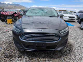 2016 Ford Fusion SE with VIN 3FA6P0H79GR246424, listed as a Copart auction lot 57166155 with 39,270 mi miles and Salvage title. Bid and sale history available at DreamBid. Image 5.
