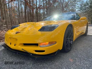 2000 Chevrolet Corvette with VIN 1G1YY22G2Y5106569, listed as a Copart auction lot 45427875 with 30,611 mi miles and Clean Title. Bid and sale history available at carsss.com. Image 2.