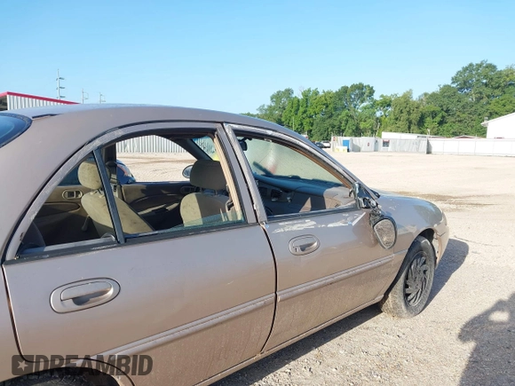 1999 Ford Escort SE z VIN 1FAFP13P5XW268897, wystawiony jako IAAI lot #42844258 z przebiegiem 169 050 mil mil oraz . Historia ofert i sprzedaży dostępna na DreamBid. Obrazek 6.