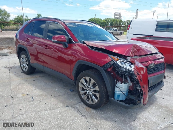2021 Toyota RAV4 XLE Premium with VIN JTMC1RFV2MD080837, listed as a IAAI auction lot 42049997 with 25,823 mi miles. Bid and sale history available at carsss.com. Image 1.