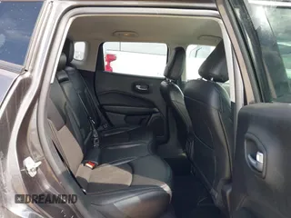 2021 Jeep Compass Altitude с VIN 3C4NJDBB3MT584556, выставлен на аукционе IAAI как лот 42044104 с пробегом 122 769 миль миль и . История ставок и продаж доступна на DreamBid. Изображение 8.