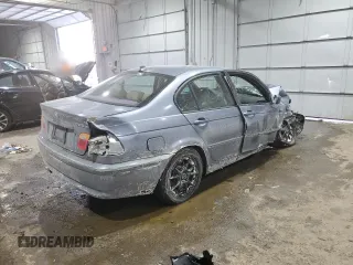 2005 BMW 3 Series 325xi with VIN WBAEU33405PR16909, listed as a Copart auction lot 41979005 with 0 mi miles and Salvage Title. Bid and sale history available at carsss.com. Image 3.