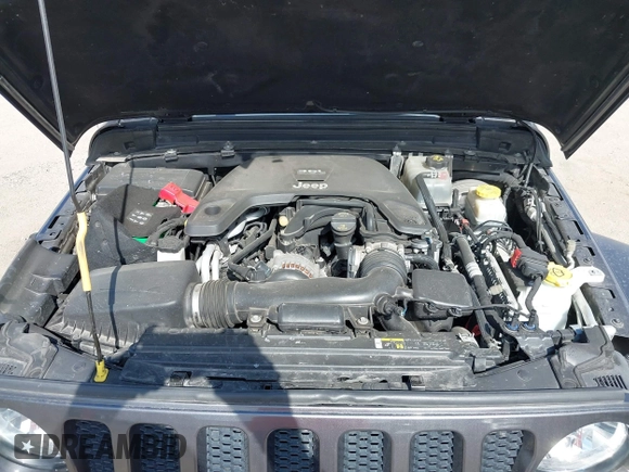2019 Jeep Wrangler Unlimited Sport S with VIN 1C4HJXDG0KW541940, listed as a IAAI auction lot 42100255 with 68,309 mi miles and . Bid and sale history available at DreamBid. Image 10.