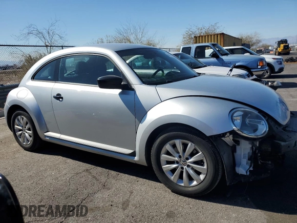2014 Volkswagen Beetle Entry с VIN 3VWF17AT6EM642555, выставлен на аукционе Copart как лот 46953805 с пробегом 95 153 миль миль и Списание • Salvage title. История ставок и продаж доступна на DreamBid. Изображение 4.