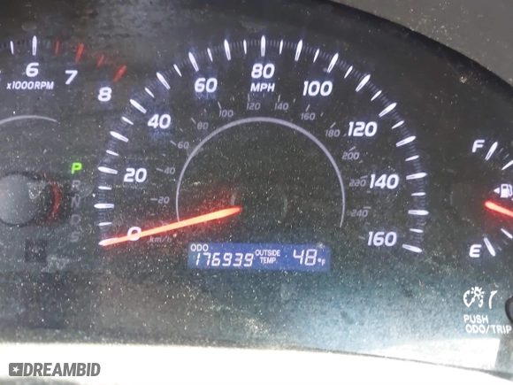2011 Toyota Camry LE with VIN 4T1BK3EK0BU622135, listed as a IAAI auction lot 41726764 with 176,939 mi miles. Bid and sale history available at carsss.com. Image 7.