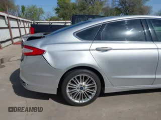 2016 Ford Fusion SE with VIN 3FA6P0HD5GR279541, listed as a IAAI auction lot 41849560 with 70,639 mi miles. Bid and sale history available at carsss.com. Image 18.