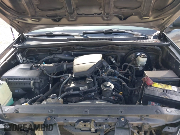 2013 Toyota Tacoma PreRunner z VIN 5TFJX4GN2DX018800, wystawiony jako IAAI lot #42304447 z przebiegiem 188 409 mil mil oraz . Historia ofert i sprzedaży dostępna na DreamBid. Obrazek 10.